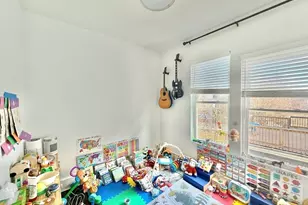 13 Schuyler St, Boston, MA 02121 - Photo 23