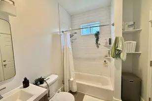 13 Schuyler St, Boston, MA 02121 - Photo 31