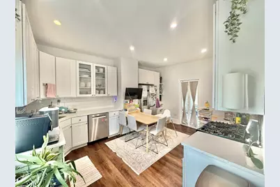 13 Schuyler St #2, Boston, MA 02121 - Photo 5