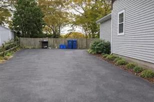 58 Bennett St, Wakefield, MA 01880 - Photo 13