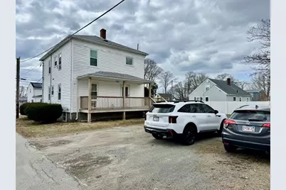 123 Puffer Ave, Swansea, MA 02777 - Photo 5