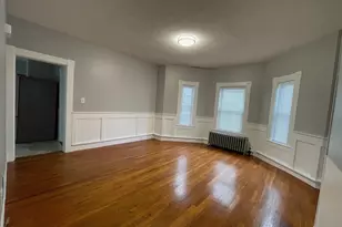 46 Lane St, Lowell, MA 01854 - Photo 5
