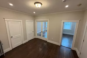 386 Riverway, Boston, MA 02115 - Photo 11