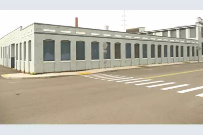 16 Commercial St, Holyoke, MA 01040 - Photo 1