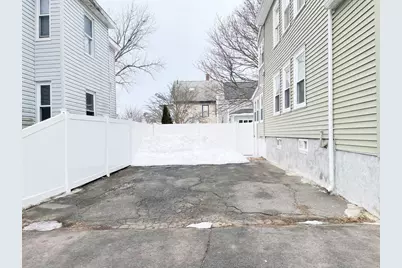 48 Linden St #1, Salem, MA 01970 - Photo 15