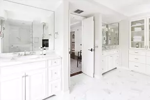 142 Chestnut St, Boston, MA 02108 - Photo 11