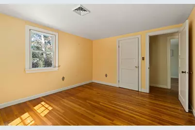 290 Main St, Mashpee, MA 02649 - Photo 17