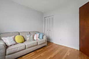 8 Robinwood Ave, Boston, MA 02130 - Photo 11