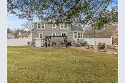 220 Burlington Ave, Wilmington, MA 01887 - Photo 11