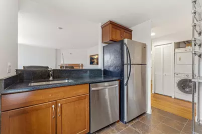 111 Gainsborough St #401, Boston, MA 02115 - Photo 9