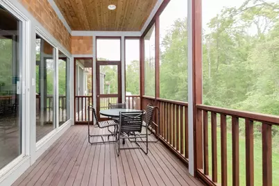 3 Nonquitt Ave, Dartmouth, MA 02748 - Photo 9