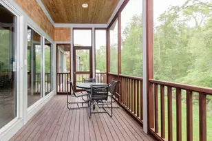 3 Nonquitt Ave, Dartmouth, MA 02748 - Photo 9