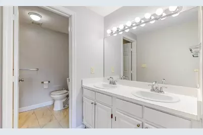 8 Ledgewood Way #10, Peabody, MA 01960 - Photo 13