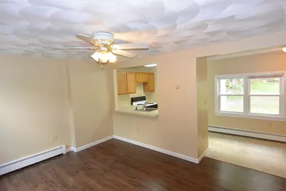 152 Green St #152, Clinton, MA 01510 - Photo 3