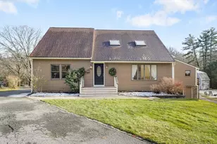 923 Main St, Northbridge, MA 01588 - Photo 1