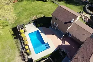 923 Main St, Northbridge, MA 01588 - Photo 3