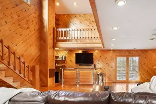 923 Main St, Northbridge, MA 01588 - Photo 25