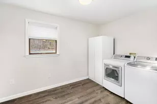 923 Main St, Northbridge, MA 01588 - Photo 23