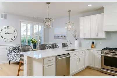 160 Uss Stayner, Hingham, MA 02043 - Photo 1