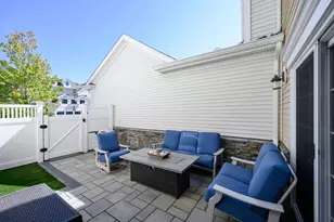 160 Hms Stayner Dr, Hingham, MA 02043 - Photo 17