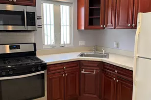 33 Paragon Rd, Boston, MA 02132 - Photo 5