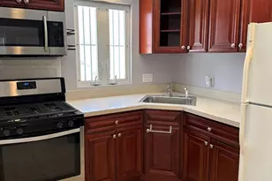 33 Paragon Rd, Boston, MA 02132 - Photo 5