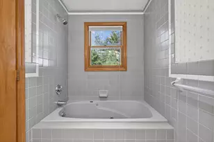 532 Hill St, Raynham, MA 02767 - Photo 25