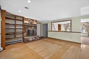 532 Hill St, Raynham, MA 02767 - Photo 7