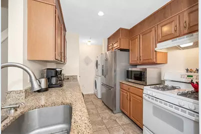 39 Broadway #305, Malden, MA 02148 - Photo 5
