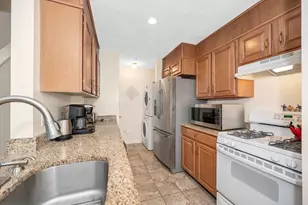 39 Broadway, Malden, MA 02148 - Photo 5