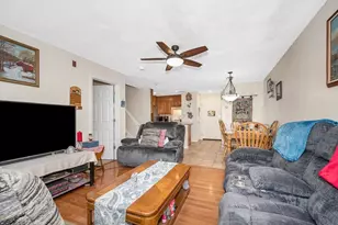 39 Broadway, Malden, MA 02148 - Photo 13
