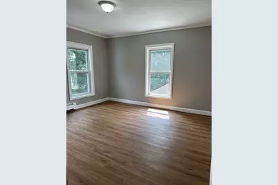 29 Mount Vernon St, Fitchburg, MA 01420 - Photo 9