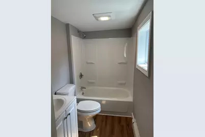 29 Mount Vernon St, Fitchburg, MA 01420 - Photo 5