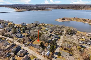 18 Wilson St, Dartmouth, MA 02748 - Photo 3