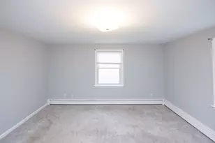 48 Ray St, Webster, MA 01570 - Photo 7