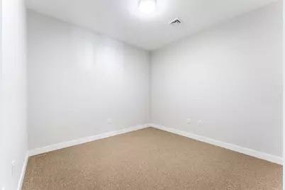 999 Hancock St #306, Quincy, MA 02169 - Photo 19