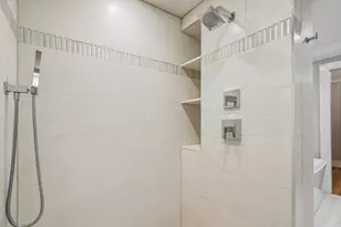 196 W Springfield St, Boston, MA 02118 - Photo 15