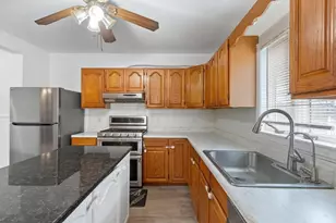 524 Merrimack St, Methuen, MA 01844 - Photo 11