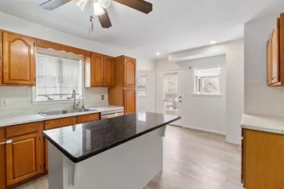 524 Merrimack Street, Methuen, MA 01844 - Photo 13