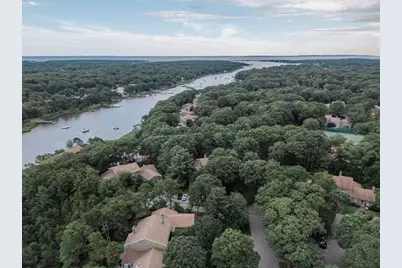 93 Forest Glade #93, Falmouth, MA 02536 - Photo 3