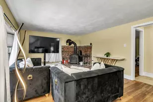 396 Oak St, Methuen, MA 01844 - Photo 21