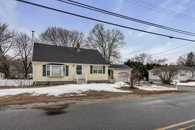 396 Oak St, Methuen, MA 01844 - Photo 3