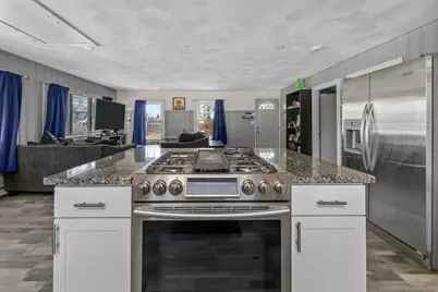 6 Pine St, Wareham, MA 02571 - Photo 13