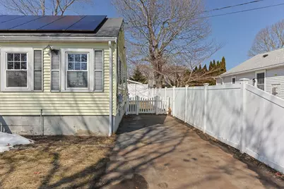 6 Pine St, Wareham, MA 02571 - Photo 5