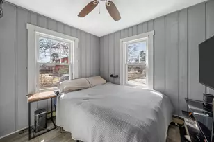 6 Pine St, Wareham, MA 02571 - Photo 15