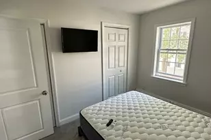 11 Barton St, Salem, MA 01970 - Photo 17