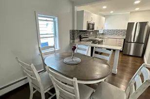 11 Barton St, Salem, MA 01970 - Photo 17