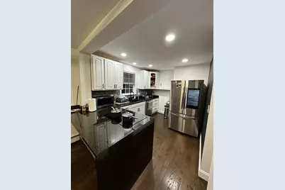 11 Barton St, Salem, MA 01970 - Photo 7