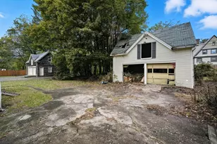 129 Morgan St, Holyoke, MA 01040 - Photo 23