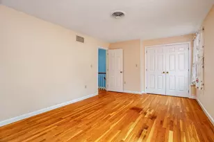 9 Governor Square, Peterborough, NH 03458 - Photo 15
